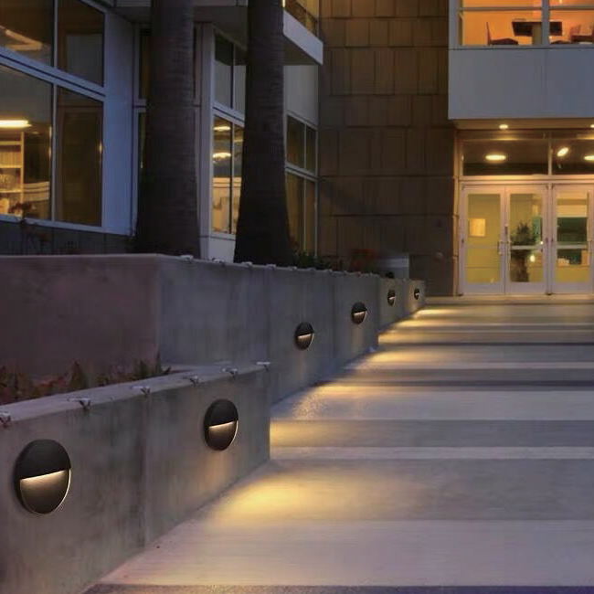 Светильник G0953 наcтенный  накладной серый  220V 3W LED COB 2700К IP65.