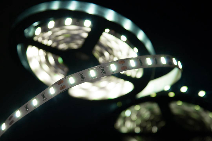 Лента светодиодная SWG SWG660, 20 Вт/м, 12В, IP20, холодный белый