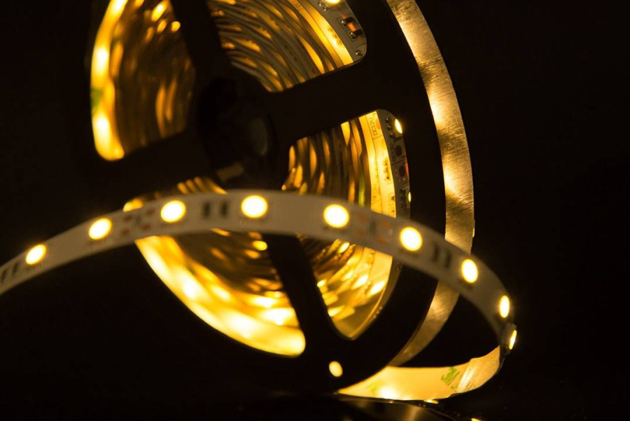 Лента светодиодная SWG SWG560, 14,4 Вт/м, 12В, IP20, теплый белый