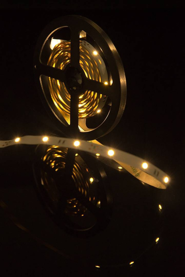 Лента светодиодная SWG SWG530, 7,2 Вт/м, 12В, IP20, теплый белый