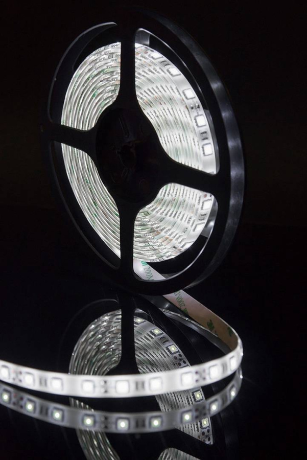 Лента светодиодная SWG SWG560, 14,4 Вт/м, 12В, IP65, холодный белый