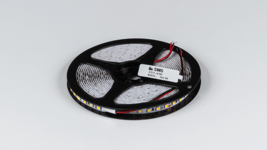Лента светодиодная SWG SWG3120, со скотчем 3М, 9,6 Вт/м, 24В, IP20, теплый белый