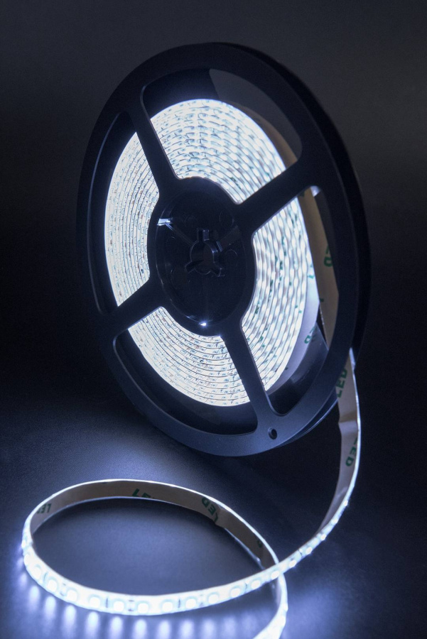 Лента светодиодная SWG SWG2120, 9,6 Вт/м, 12В , IP65, холодный белый