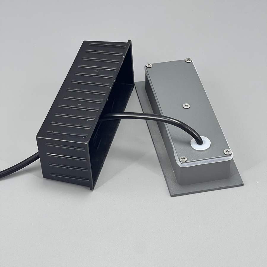 Светильник G1654 наcтенный  встраиваемый серый  220V 4W Led