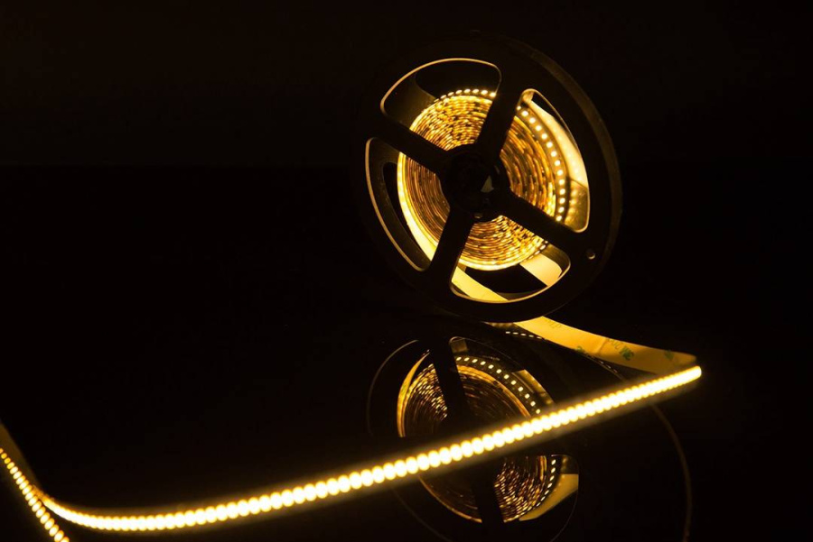 Лента светодиодная SWG SWG4240, 24 Вт/м, 12В, IP20, теплый белый