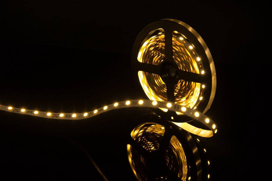 Лента светодиодная SWG SWG560, 14,4 Вт/м, 12В, IP20, теплый белый