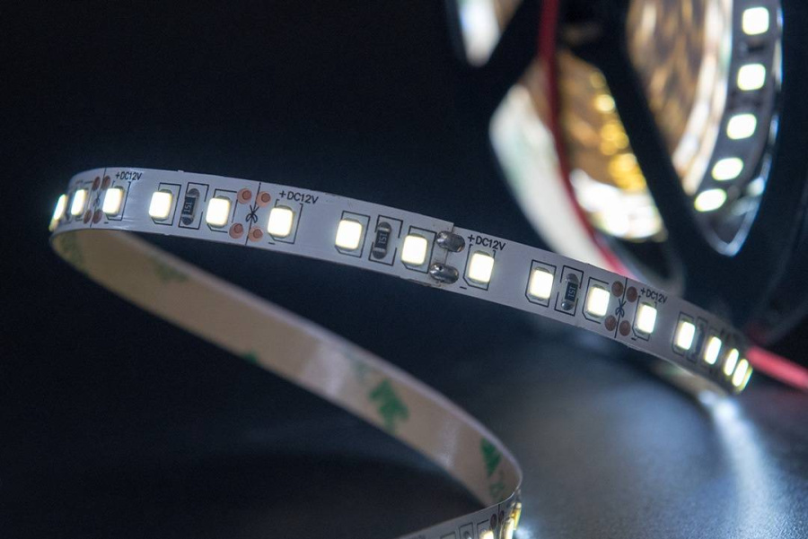 Лента светодиодная SWG SWG2120, 9,6 Вт/м, 12В , IP20, холодный белый