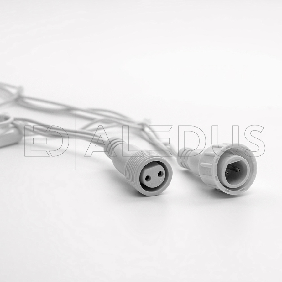 Бахрома (Айсикл) ALEDUS, 220 В, 3x0.9 м, IP65, белый провод, теплый белый, с мерцанием, 144 светодиода