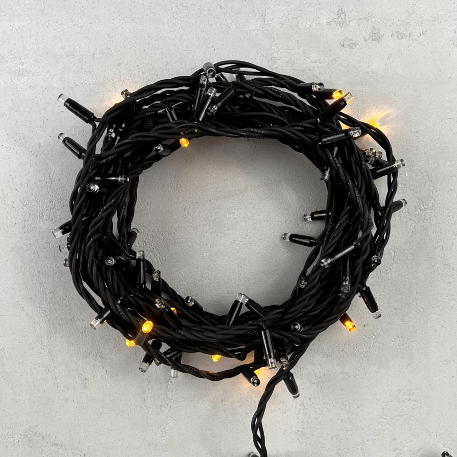 Гирлянда Нить 10м Желтая с Мерцанием Каждого Диода 220В, 100 LED, Провод Черный Каучук, IP65