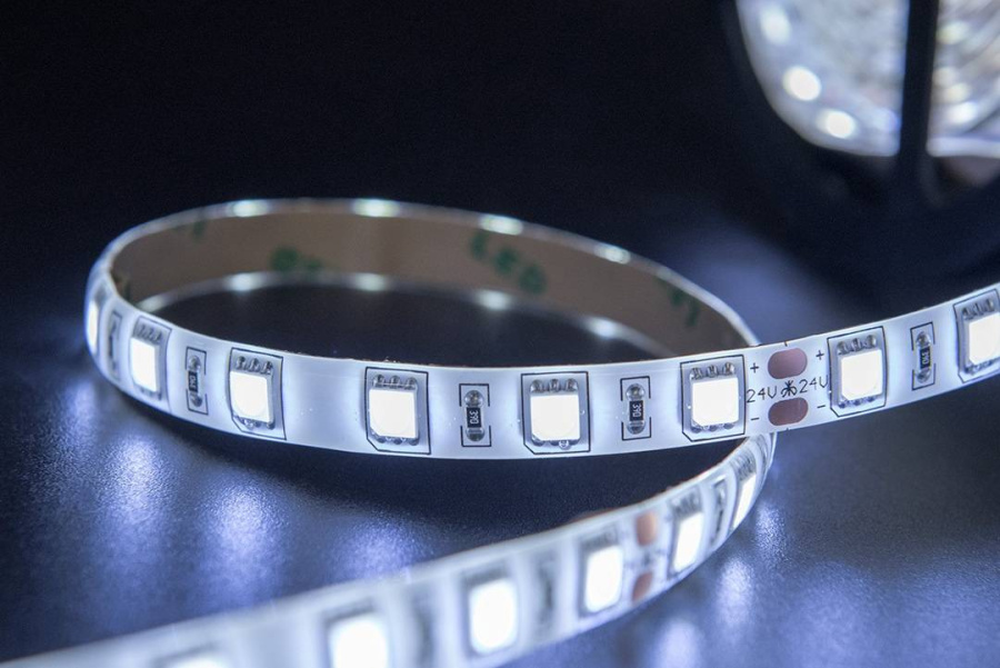 Лента светодиодная SWG SWG560, 14,4 Вт/м, 24В, IP65, холодный белый