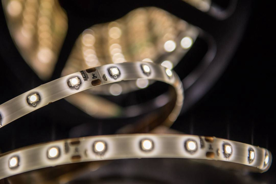 Лента светодиодная SWG SWG360, IP65, теплый белый