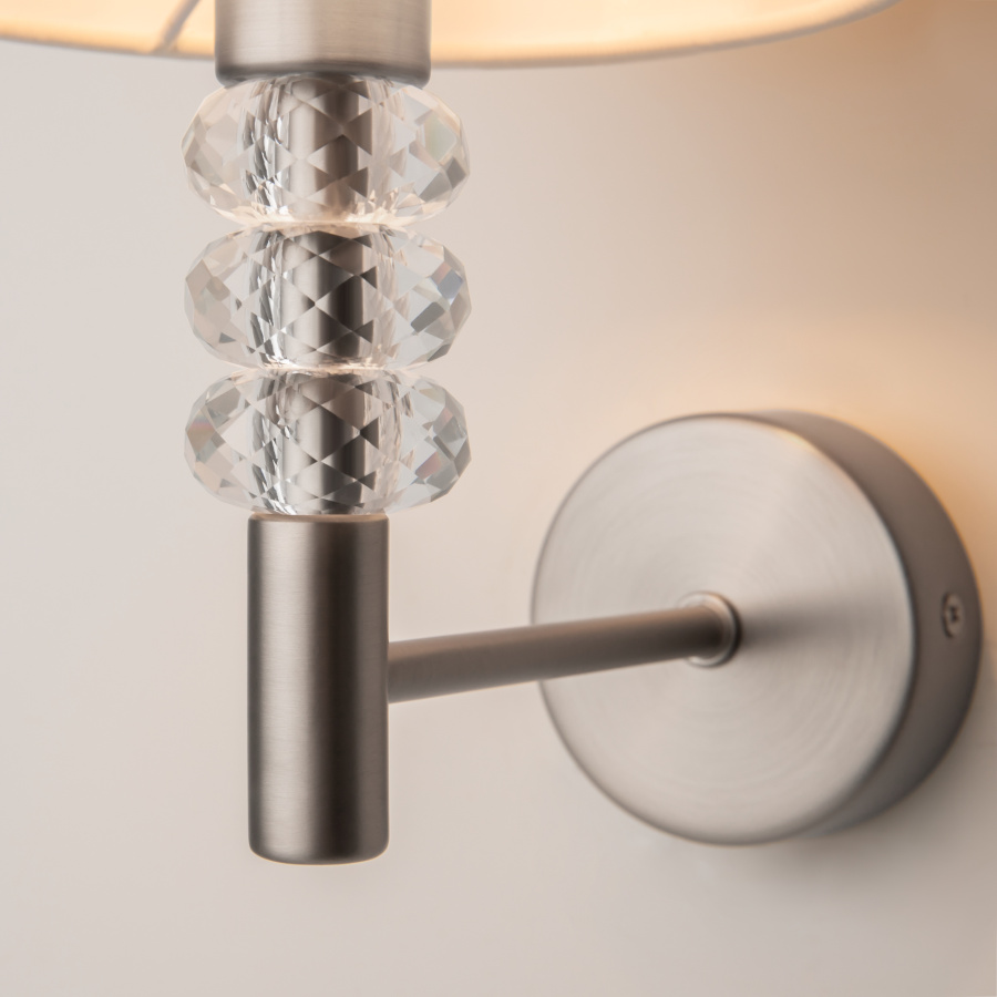 Настенный светильник (бра) Maytoni MOD527WL-01N