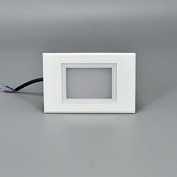 Светильник G1203 наcтенный  встраиваемый белый  220V 3W Led  белого цвета.