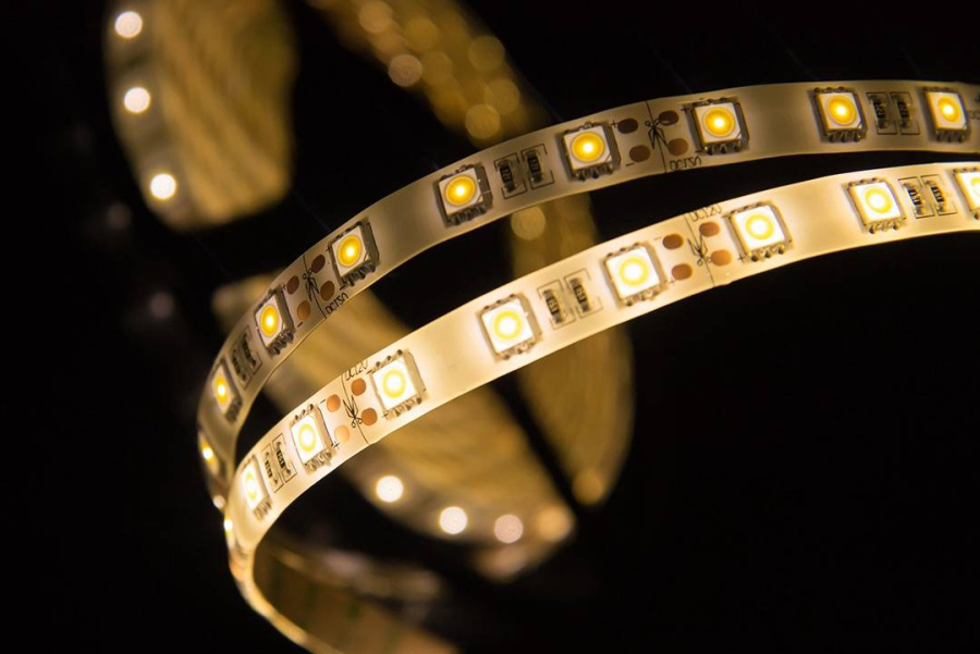 Лента светодиодная SWG SWG560, 14,4 Вт/м, 12В, IP65, теплый белый