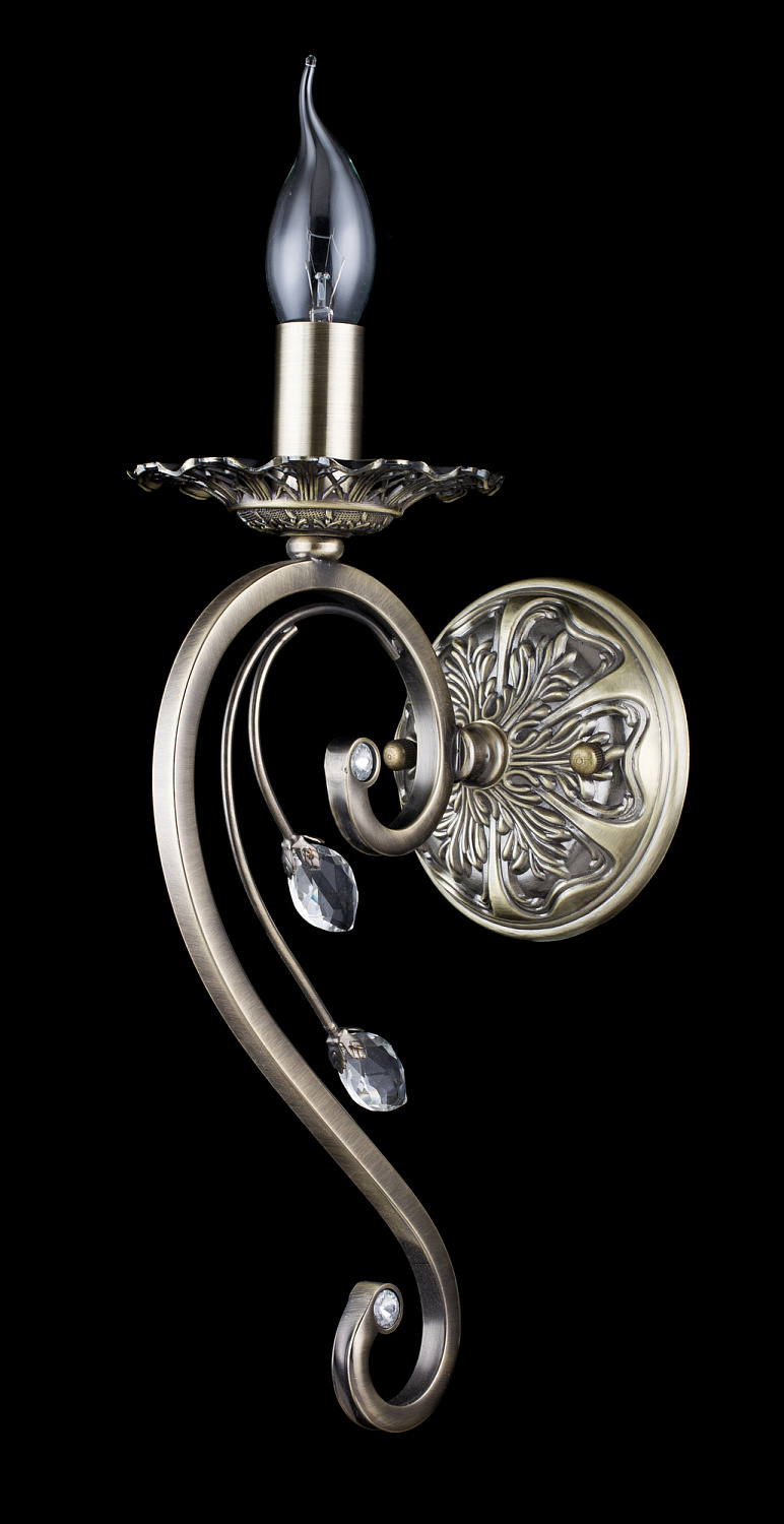 Настенный светильник (бра) Maytoni RC109-WL-01-R