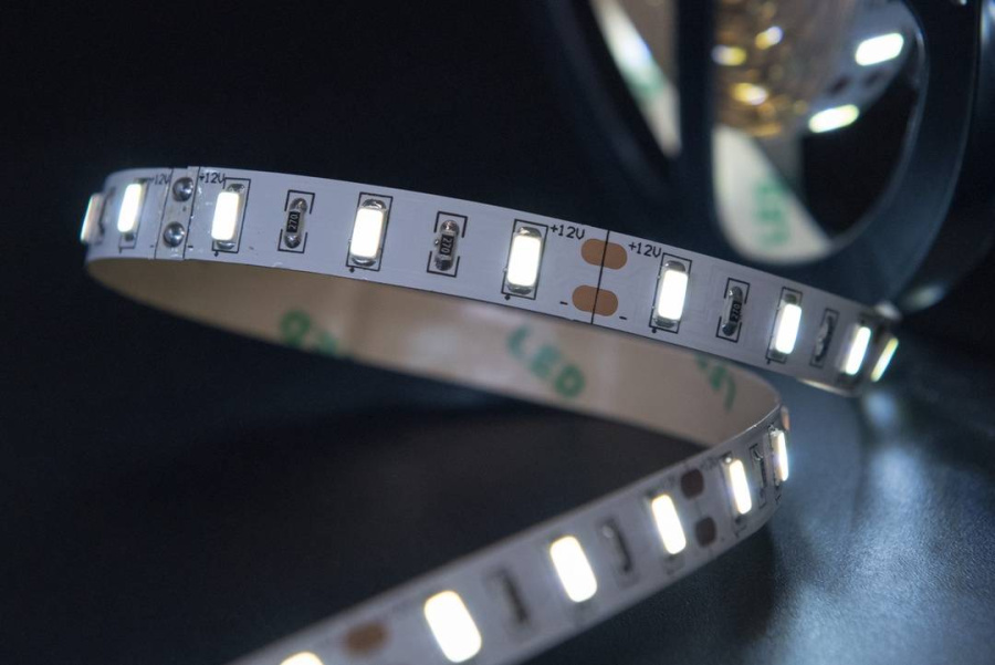 Лента светодиодная SWG SWG660, 12 Вт/м, 12В, IP20, холодный белый